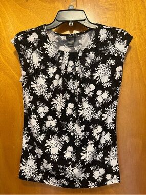 Ann Taylor Black and White Floral Cap-Sleeve Camisole